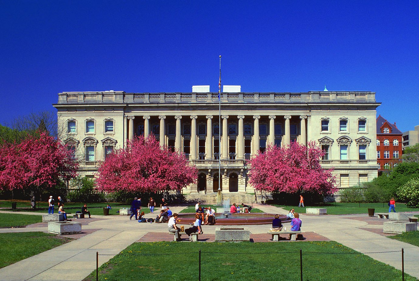 Висконсинский университет в Мэдисоне / University of Wisconsin-Madison